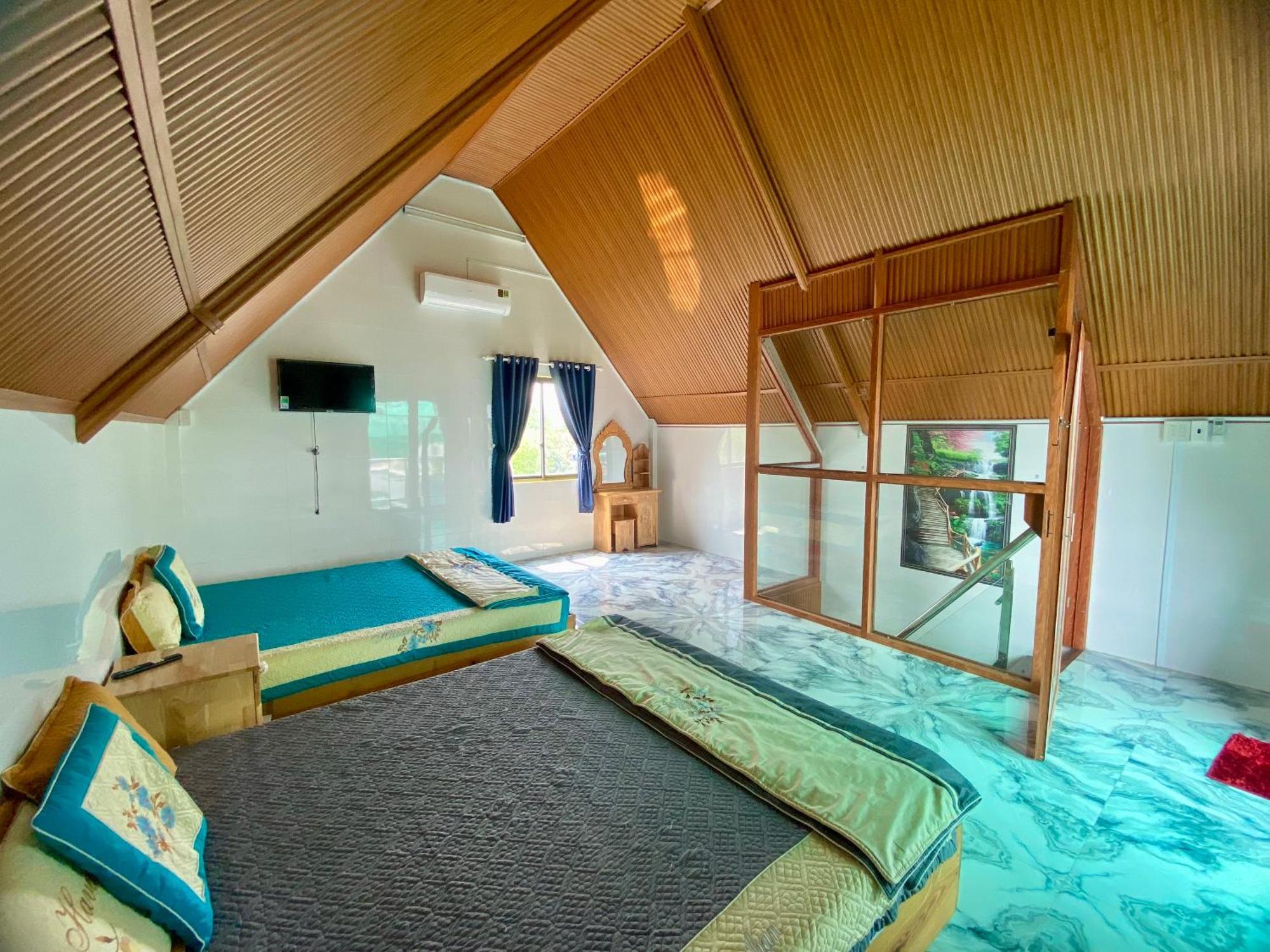 Tuyet Anh Homestay *